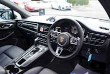 Porsche 3.0T V6 S SUV 5dr Petrol PDK 4WD (s/s) (354 ps)