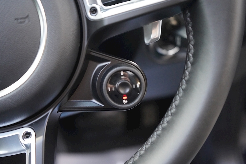 Porsche 3.0T V6 S SUV 5dr Petrol PDK 4WD (s/s) (354 ps)