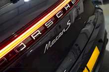 Porsche 3.0T V6 S SUV 5dr Petrol PDK 4WD (s/s) (354 ps)