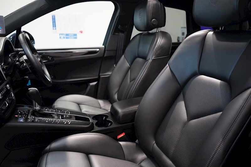 Porsche 3.0T V6 S SUV 5dr Petrol PDK 4WD (s/s) (354 ps)