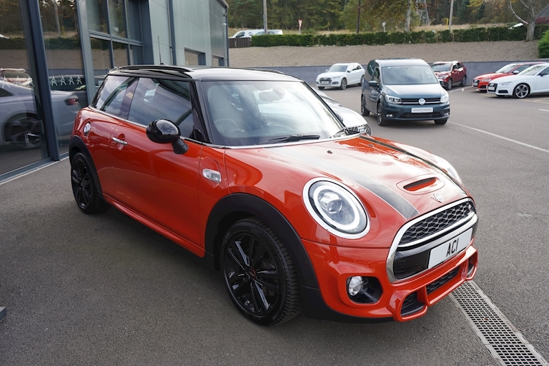 MINI Hatch Mini Cooper S Sport Hatchback 2.0 Automatic Petrol