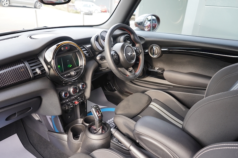 MINI Hatch Mini Cooper S Sport Hatchback 2.0 Automatic Petrol