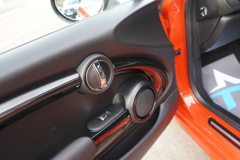 MINI Hatch Mini Cooper S Sport Hatchback 2.0 Automatic Petrol