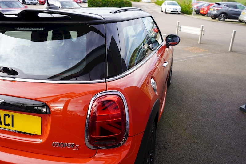 MINI Hatch Mini Cooper S Sport Hatchback 2.0 Automatic Petrol
