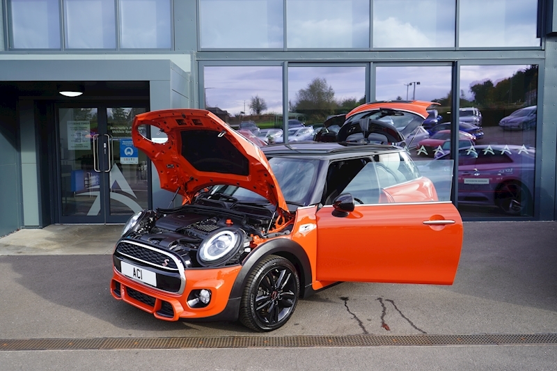 MINI Hatch Mini Cooper S Sport Hatchback 2.0 Automatic Petrol