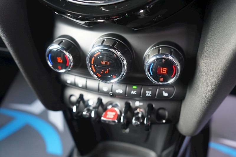 MINI Hatch Mini Cooper S Sport Hatchback 2.0 Automatic Petrol