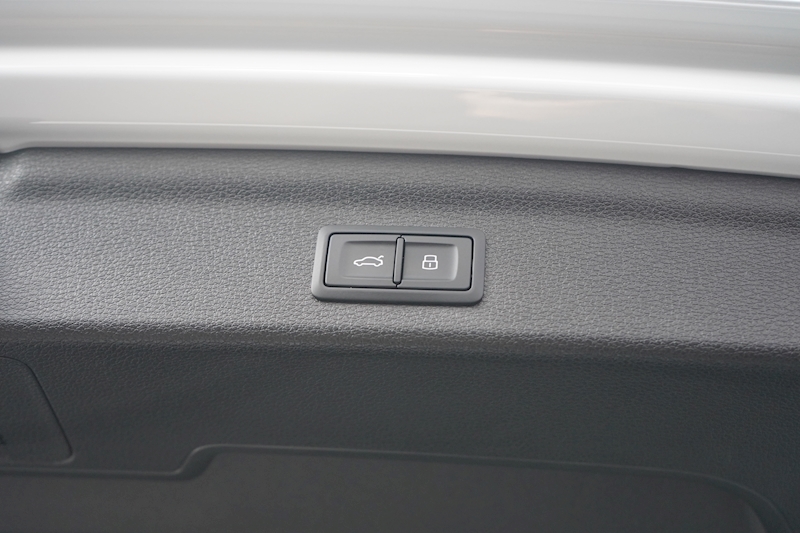 Audi 2.5 TFSI Vorsprung SUV 5dr Petrol S Tronic quattro (s/s) (400 ps)