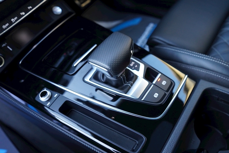 Audi 2.0 TDI 40 Vorsprung 5dr Diesel S Tronic quattro (s/s) (204 ps)