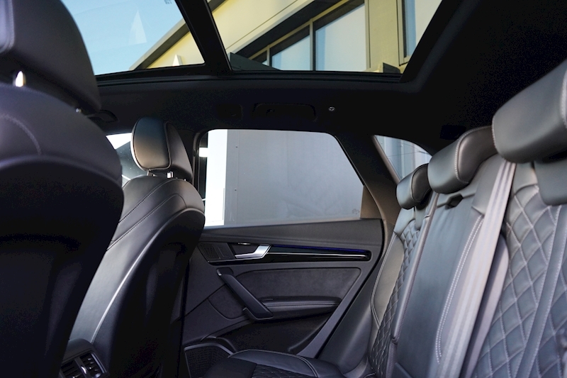 Audi 2.0 TDI 40 Vorsprung 5dr Diesel S Tronic quattro (s/s) (204 ps)