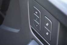 Audi 2.0 TDI 40 Vorsprung 5dr Diesel S Tronic quattro (s/s) (204 ps)