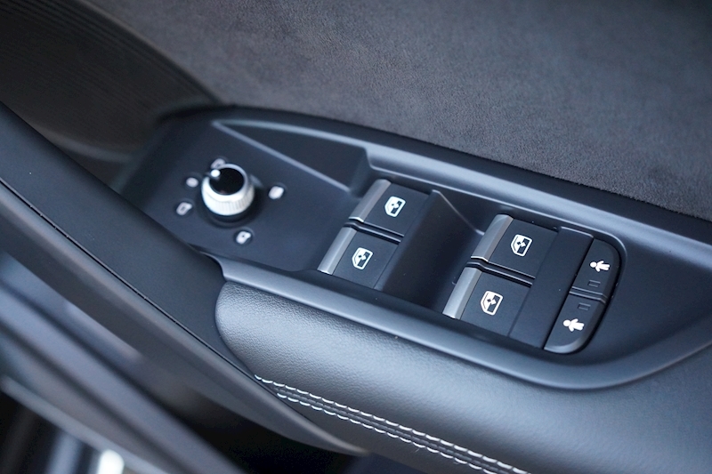 Audi 2.0 TDI 40 Vorsprung 5dr Diesel S Tronic quattro (s/s) (204 ps)