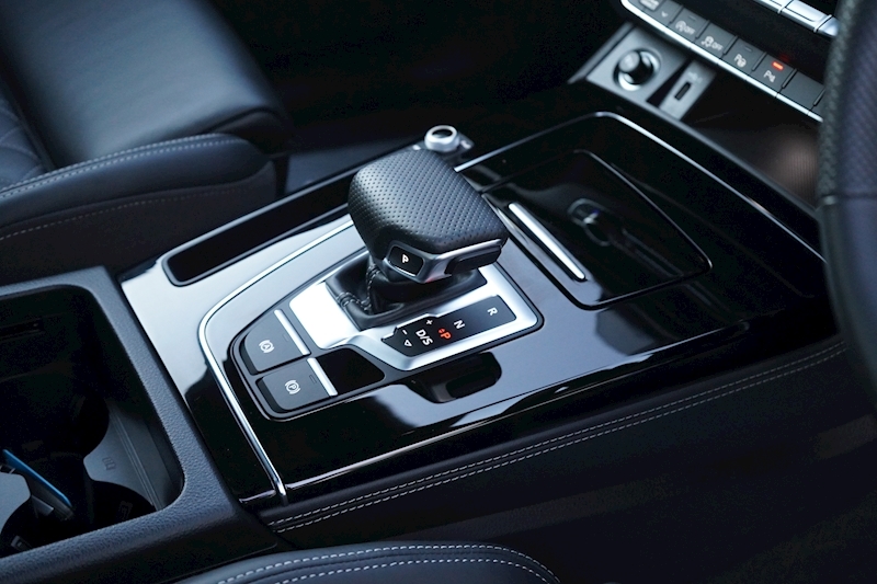 Audi 2.0 TDI 40 Vorsprung 5dr Diesel S Tronic quattro (s/s) (204 ps)