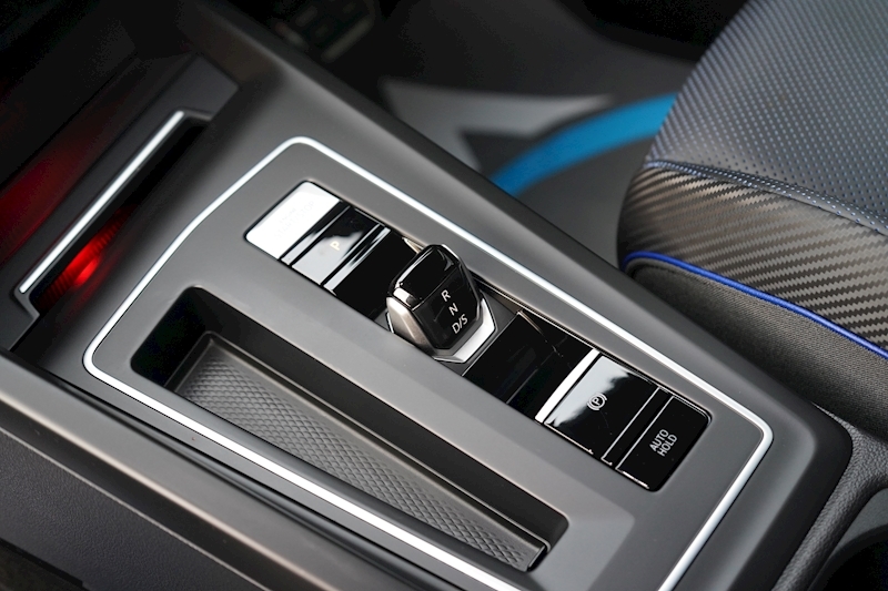 Volkswagen 2.0 TSI R Hatchback 5dr Petrol DSG 4Motion (s/s) (320 ps)