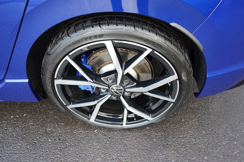 Volkswagen 2.0 TSI R Hatchback 5dr Petrol DSG 4Motion (s/s) (320 ps)