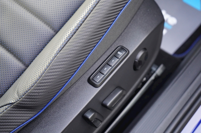 Volkswagen 2.0 TSI R Hatchback 5dr Petrol DSG 4Motion (s/s) (320 ps)