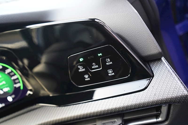 Volkswagen 2.0 TSI R Hatchback 5dr Petrol DSG 4Motion (s/s) (320 ps)