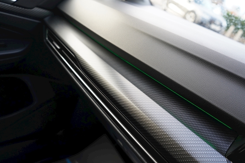 Volkswagen 2.0 TSI R Hatchback 5dr Petrol DSG 4Motion (s/s) (320 ps)