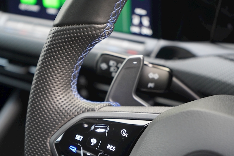 Volkswagen 2.0 TSI R Hatchback 5dr Petrol DSG 4Motion (s/s) (320 ps)