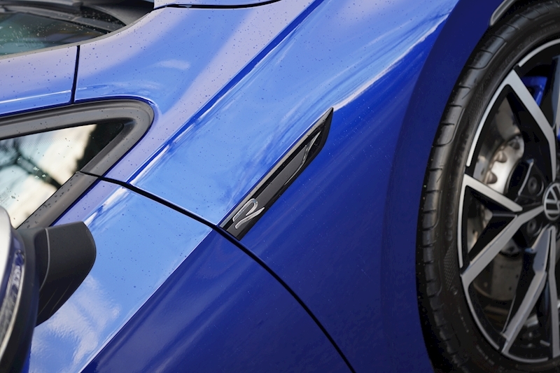 Volkswagen 2.0 TSI R Hatchback 5dr Petrol DSG 4Motion (s/s) (320 ps)