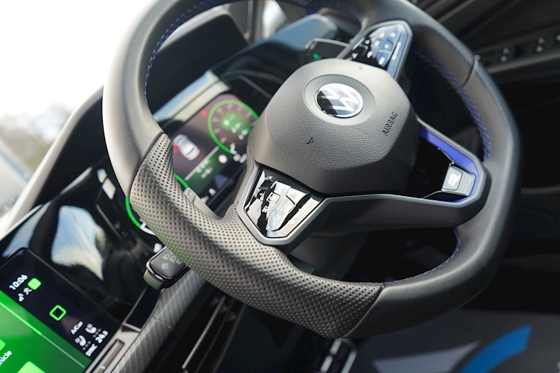 Volkswagen 2.0 TSI R Hatchback 5dr Petrol DSG 4Motion (s/s) (320 ps)