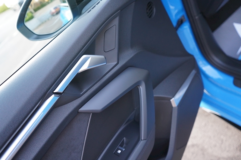 Audi 2.5 TFSI Launch Edition Sportback 5dr Petrol S Tronic quattro (s/s) (400 ps)