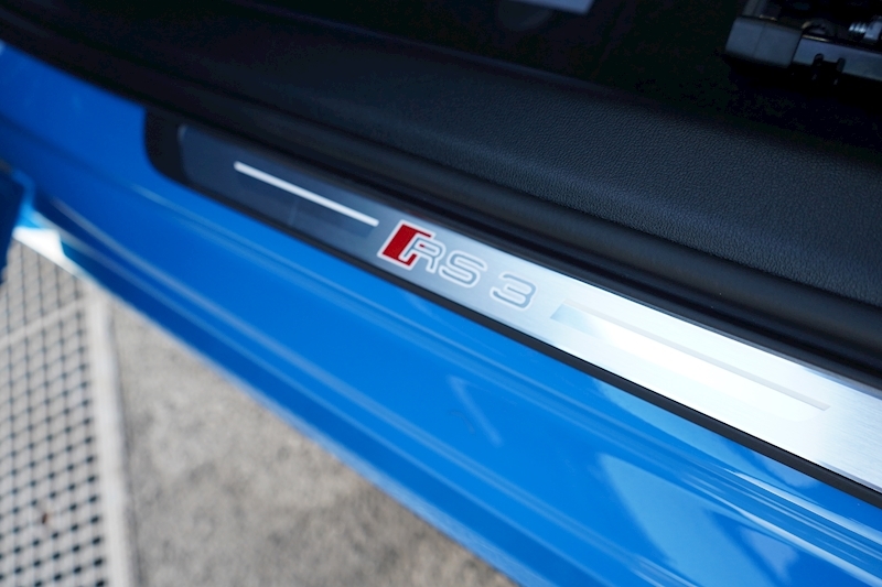 Audi 2.5 TFSI Launch Edition Sportback 5dr Petrol S Tronic quattro (s/s) (400 ps)