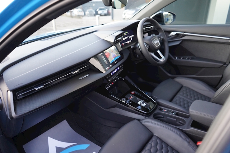 Audi 2.5 TFSI Launch Edition Sportback 5dr Petrol S Tronic quattro (s/s) (400 ps)