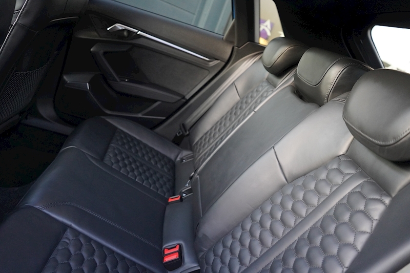 Audi 2.5 TFSI Launch Edition Sportback 5dr Petrol S Tronic quattro (s/s) (400 ps)