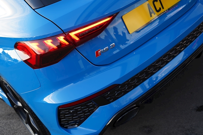 Audi 2.5 TFSI Launch Edition Sportback 5dr Petrol S Tronic quattro (s/s) (400 ps)