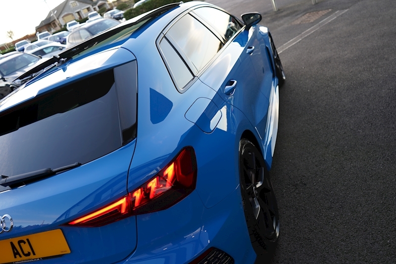 Audi 2.5 TFSI Launch Edition Sportback 5dr Petrol S Tronic quattro (s/s) (400 ps)