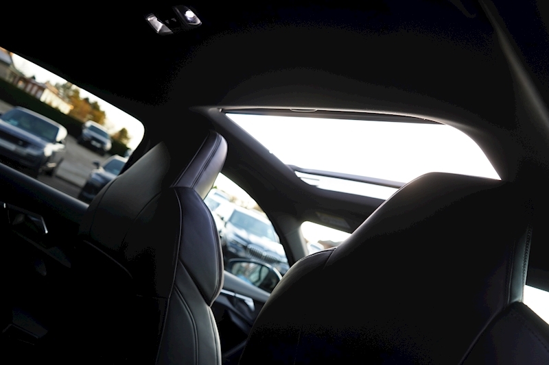 Audi 2.5 TFSI Launch Edition Sportback 5dr Petrol S Tronic quattro (s/s) (400 ps)