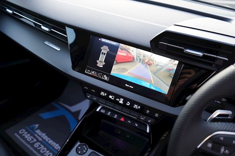 Audi 2.5 TFSI Launch Edition Sportback 5dr Petrol S Tronic quattro (s/s) (400 ps)