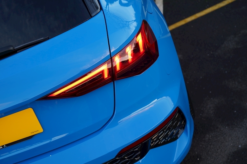 Audi 2.5 TFSI Launch Edition Sportback 5dr Petrol S Tronic quattro (s/s) (400 ps)