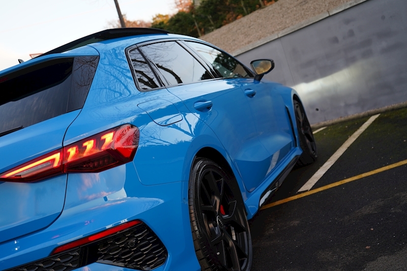 Audi 2.5 TFSI Launch Edition Sportback 5dr Petrol S Tronic quattro (s/s) (400 ps)