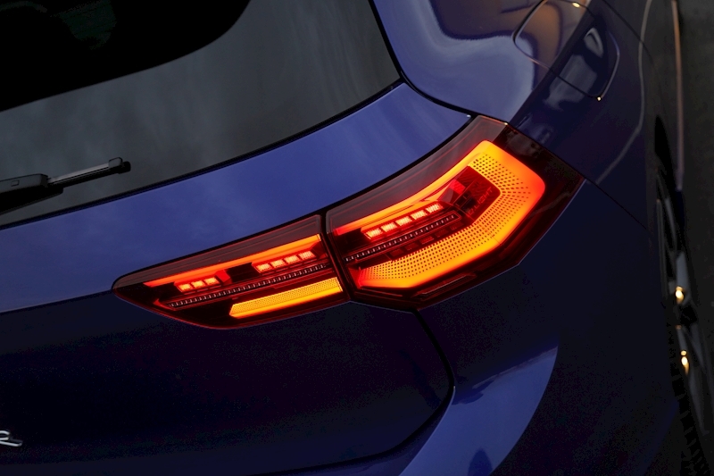 Volkswagen 2.0 TSI R Hatchback 5dr Petrol DSG 4Motion (s/s) (320 ps)