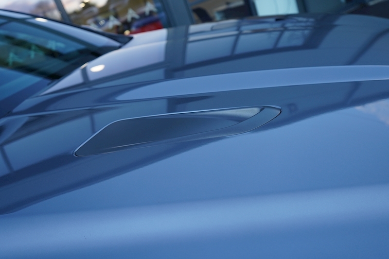 Jaguar 5.0 V8 SVR SUV 5dr Petrol Quickshift AWD (s/s) (550 ps)