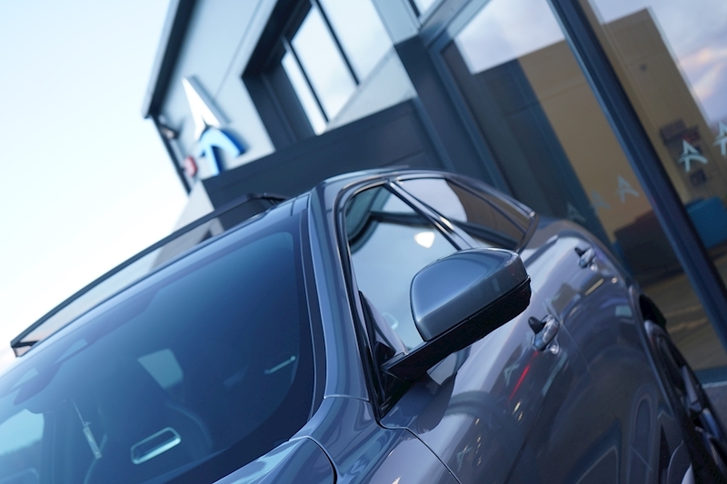 Jaguar 5.0 V8 SVR SUV 5dr Petrol Quickshift AWD (s/s) (550 ps)