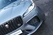 Jaguar 5.0 V8 SVR SUV 5dr Petrol Quickshift AWD (s/s) (550 ps)