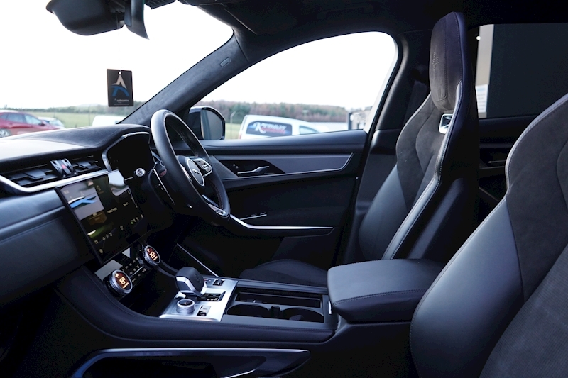 Jaguar 5.0 V8 SVR SUV 5dr Petrol Quickshift AWD (s/s) (550 ps)