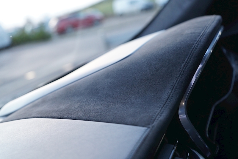 Jaguar 5.0 V8 SVR SUV 5dr Petrol Quickshift AWD (s/s) (550 ps)