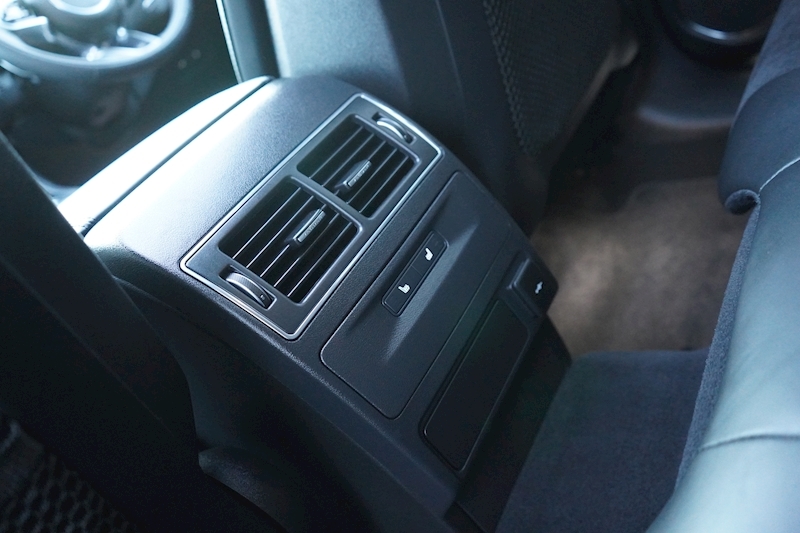 Jaguar 5.0 V8 SVR SUV 5dr Petrol Quickshift AWD (s/s) (550 ps)