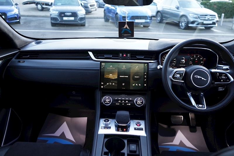 Jaguar 5.0 V8 SVR SUV 5dr Petrol Quickshift AWD (s/s) (550 ps)