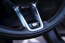 Jaguar 5.0 V8 SVR SUV 5dr Petrol Quickshift AWD (s/s) (550 ps)