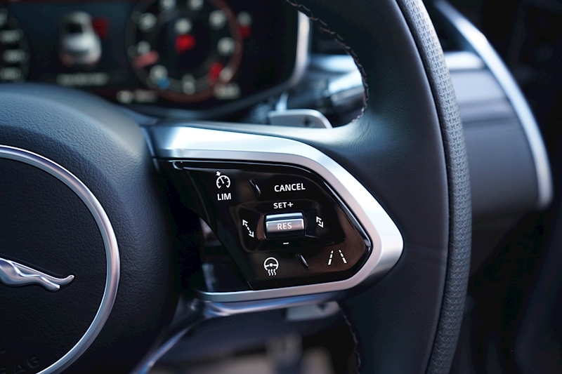 Jaguar 5.0 V8 SVR SUV 5dr Petrol Quickshift AWD (s/s) (550 ps)