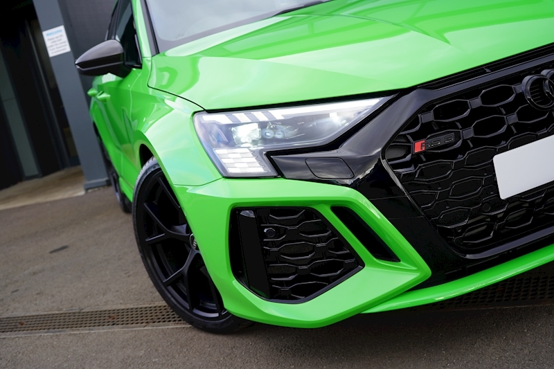 Audi RS3 2.5 TFSI Carbon Black Sportback 5dr Petrol S Tronic quattro (s/s) (400 ps)