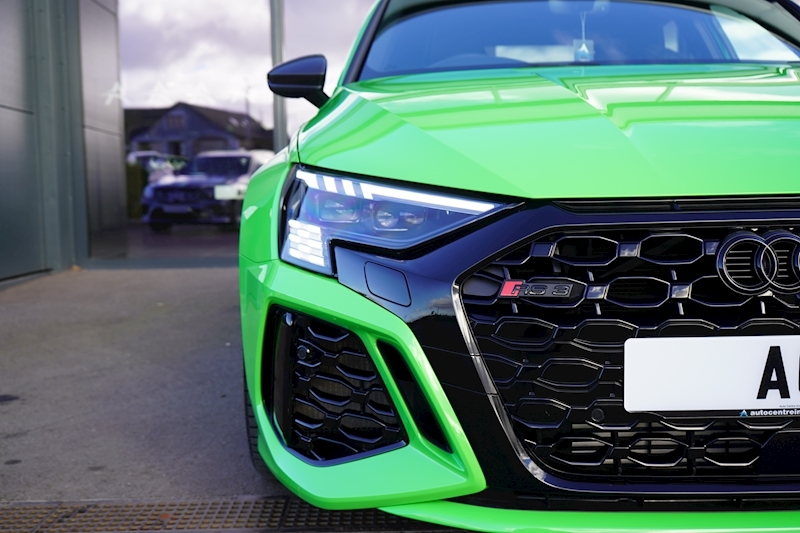 Audi RS3 2.5 TFSI Carbon Black Sportback 5dr Petrol S Tronic quattro (s/s) (400 ps)