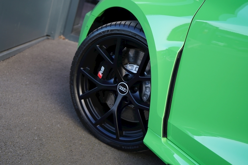 Audi RS3 2.5 TFSI Carbon Black Sportback 5dr Petrol S Tronic quattro (s/s) (400 ps)