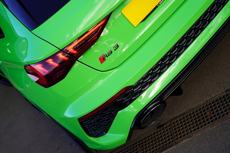 Audi RS3 2.5 TFSI Carbon Black Sportback 5dr Petrol S Tronic quattro (s/s) (400 ps)