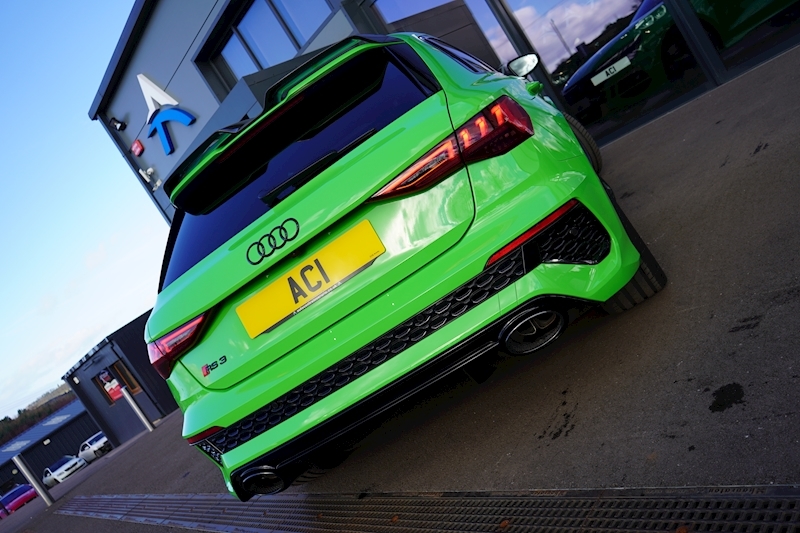 Audi RS3 2.5 TFSI Carbon Black Sportback 5dr Petrol S Tronic quattro (s/s) (400 ps)