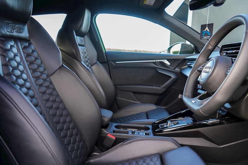 Audi RS3 2.5 TFSI Carbon Black Sportback 5dr Petrol S Tronic quattro (s/s) (400 ps)